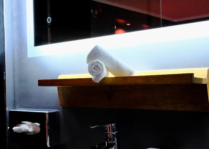 Centre - Welcome To Apartment