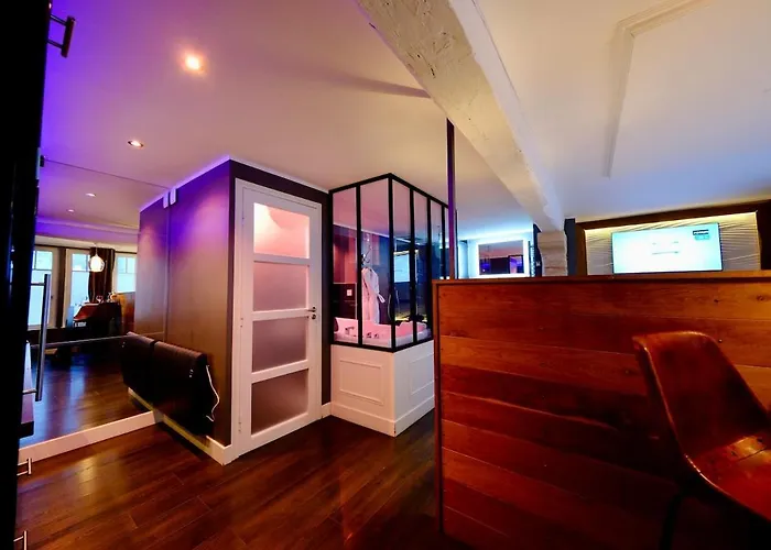 Centre - Welcome To Apartment